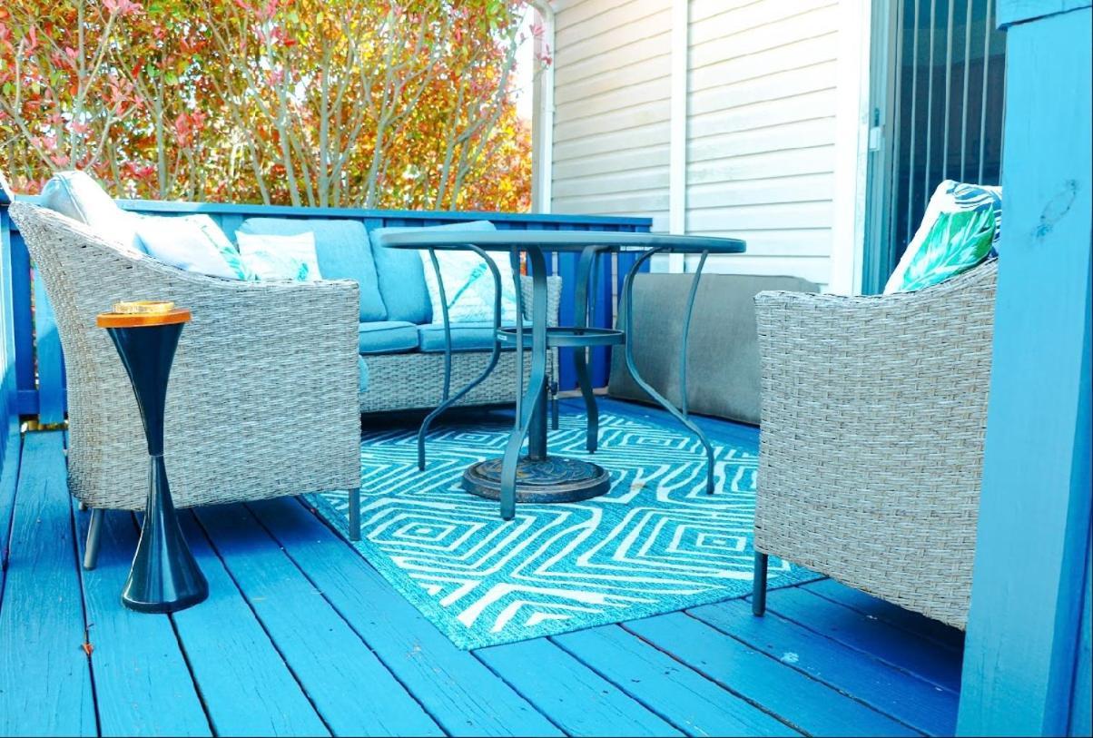 Stylish Cozy Quiet Family Retreat And Romantic Getaway Sleeps Up To 7 With Fast Wifi, Free Parking, Work Station, Alexa Enabled, Fenced In Backyard For Pets Grill Party Patio, Porch, Beach, Canal, Stadium,Boardwalk Restaurants, And Much More! アトランティックシティー エクステリア 写真