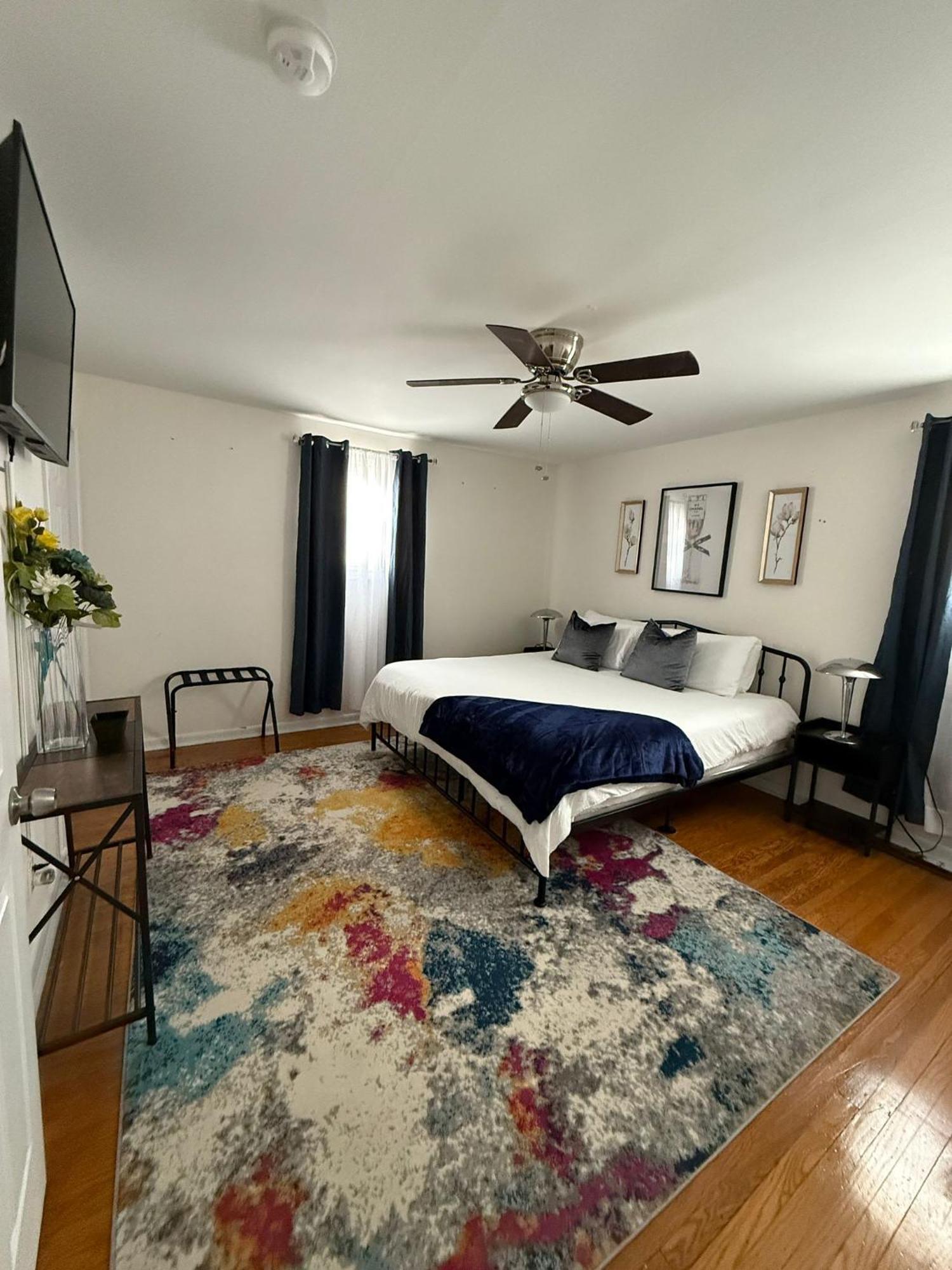 Stylish Cozy Quiet Family Retreat And Romantic Getaway Sleeps Up To 7 With Fast Wifi, Free Parking, Work Station, Alexa Enabled, Fenced In Backyard For Pets Grill Party Patio, Porch, Beach, Canal, Stadium,Boardwalk Restaurants, And Much More! アトランティックシティー エクステリア 写真