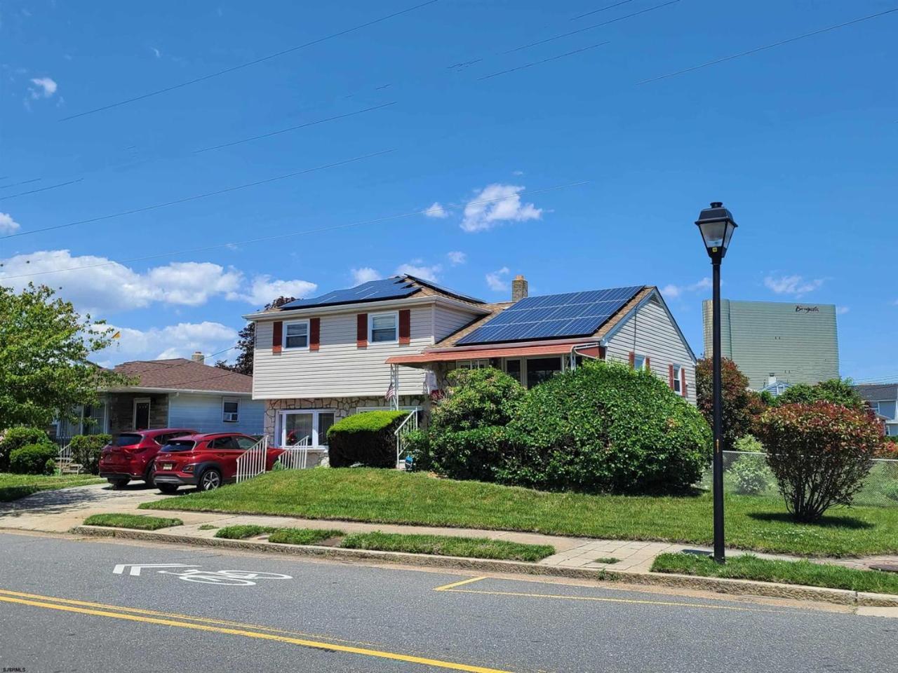 Stylish Cozy Quiet Family Retreat And Romantic Getaway Sleeps Up To 7 With Fast Wifi, Free Parking, Work Station, Alexa Enabled, Fenced In Backyard For Pets Grill Party Patio, Porch, Beach, Canal, Stadium,Boardwalk Restaurants, And Much More! アトランティックシティー エクステリア 写真