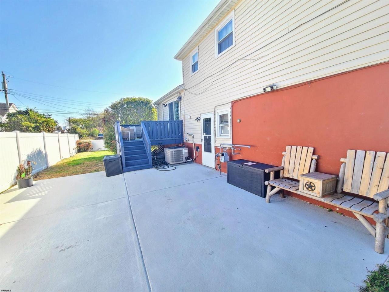Stylish Cozy Quiet Family Retreat And Romantic Getaway Sleeps Up To 7 With Fast Wifi, Free Parking, Work Station, Alexa Enabled, Fenced In Backyard For Pets Grill Party Patio, Porch, Beach, Canal, Stadium,Boardwalk Restaurants, And Much More! アトランティックシティー エクステリア 写真